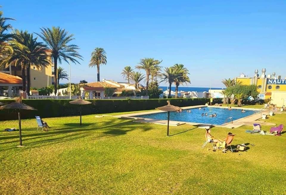 Apartament Punta Prima Torrevieja Eksteriør billede